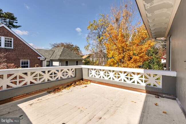 Building Photo - 4201 Bradley Ln