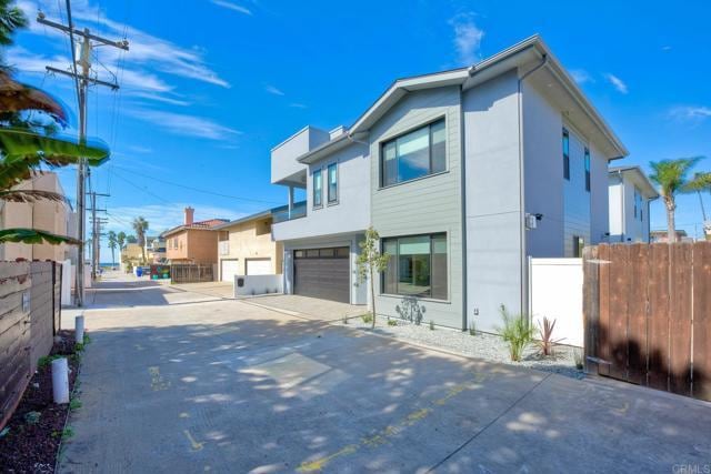 Building Photo - 171 Evergreen Ave