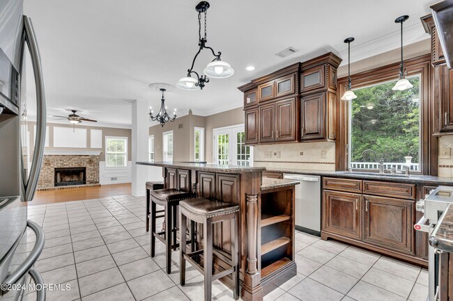 Building Photo - 1562 Priscilla Ct