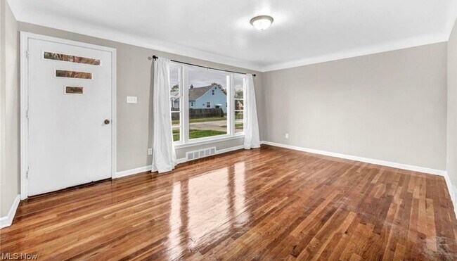 Building Photo - 24630 Alberton Rd