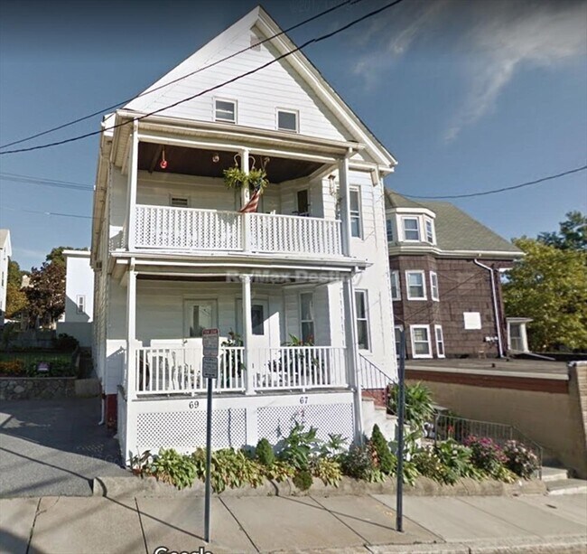 Building Photo - 69 Partridge Ave