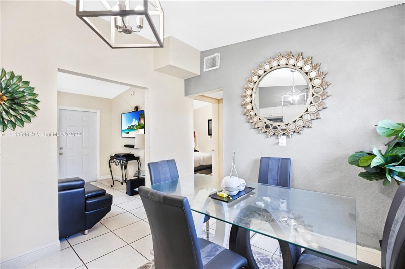 Building Photo - 2165 NW 23rd St