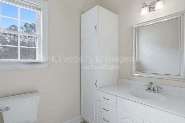 Building Photo - 14116 Spruce Ave