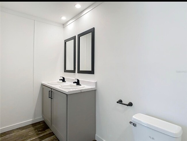 Building Photo - Brookridge 55 + community