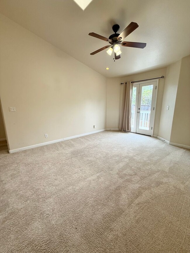 Building Photo - Beautiful 4 Bedroom 4.5 Bath Home COMING SOON!!!