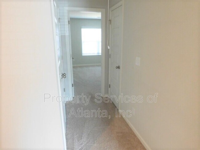 Building Photo - 2633 Parrish Ct