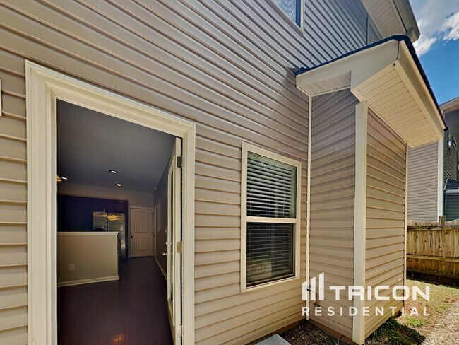 Building Photo - 127 Bethany Manor Dr