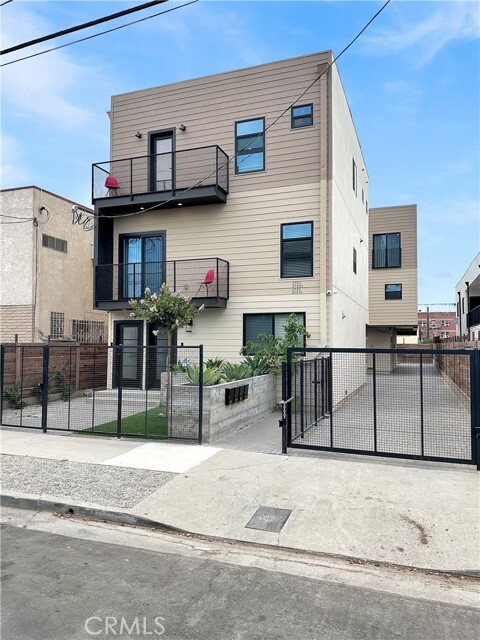 Building Photo - 2732 Council St