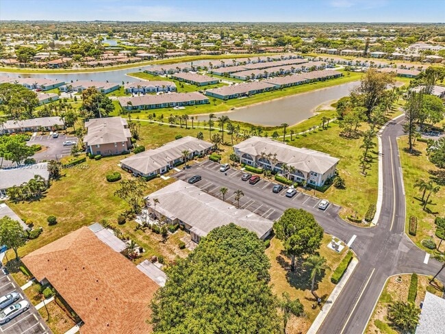 Building Photo - 13785 Flora Pl