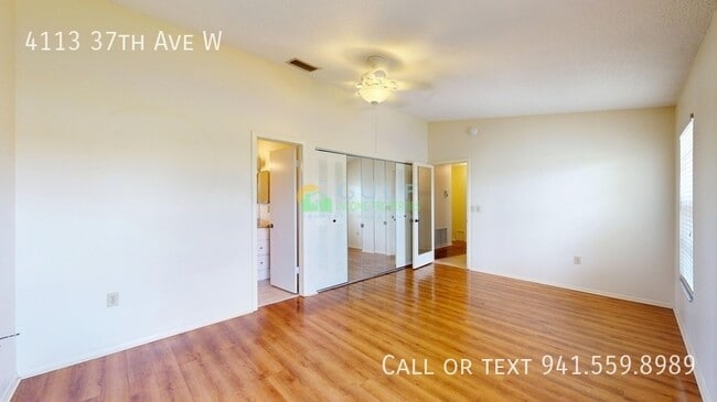 Building Photo - 4113 37th Ave W