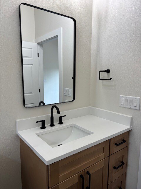 Building Photo - 508 Drane St NW