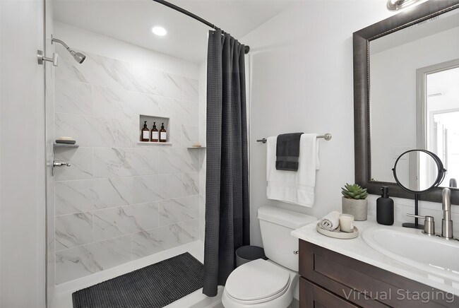 Building Photo - 113 Bolden St