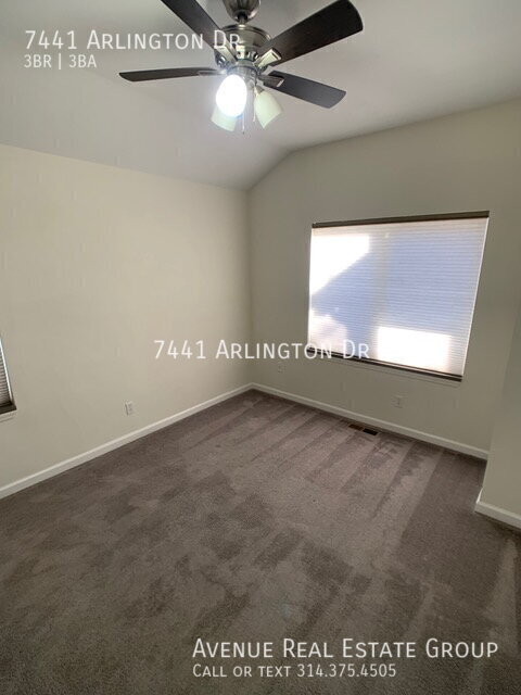 Building Photo - 7441 Arlington Dr