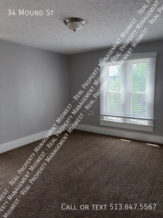 Building Photo - 34 Mound St