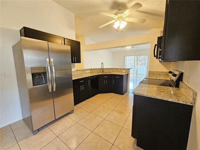 Building Photo - 921 Bristle Cone Ct
