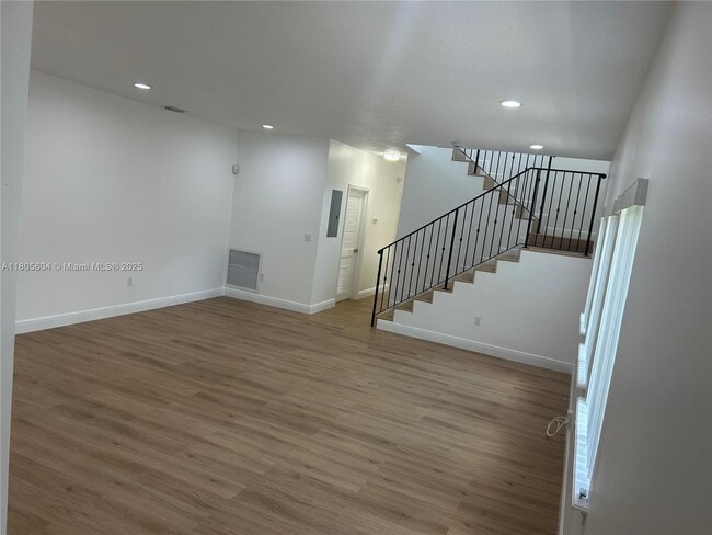 Building Photo - 3144 New York St