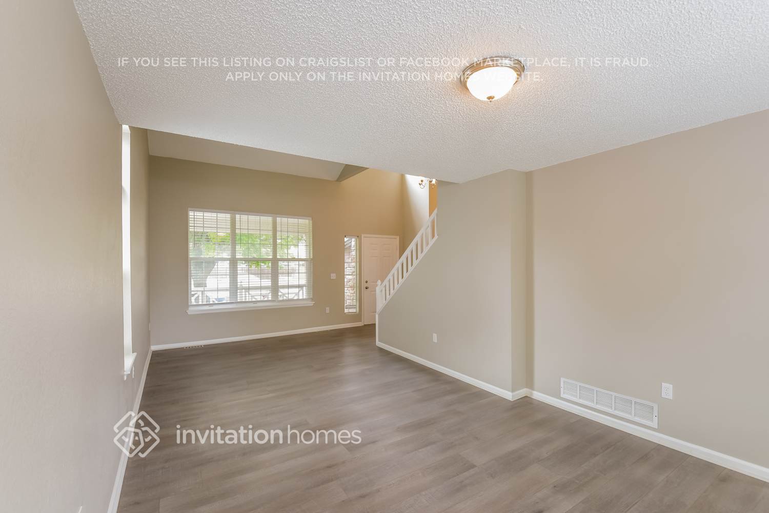 Building Photo - 5205 E 130th Way