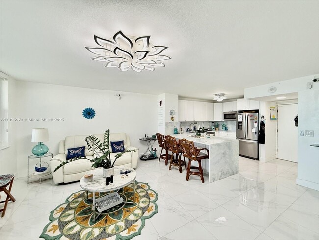 Building Photo - 3180 S Ocean Dr