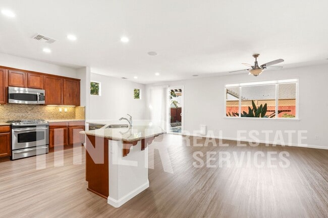 Building Photo - 9656 Oakham Way