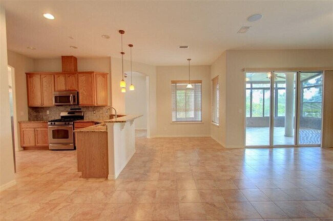 Building Photo - 1185 Dromin Ln