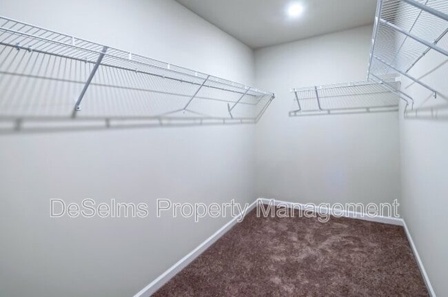 Building Photo - 3022 Chance Ct