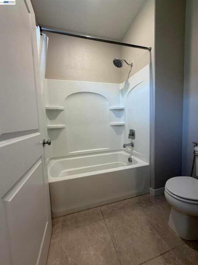 Building Photo - 2282 S Podere Dr