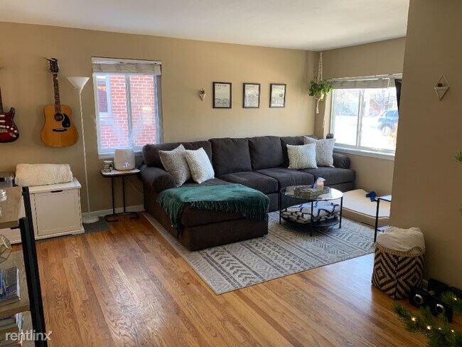 Building Photo - 1160 S Harrison St