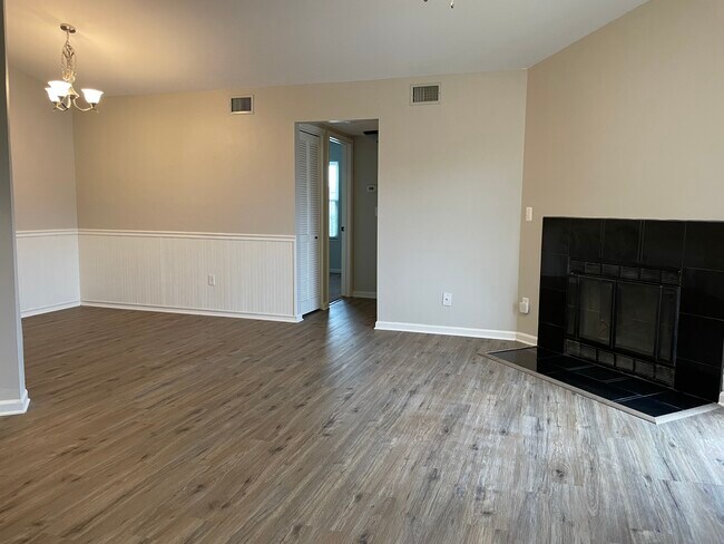 Building Photo - 5223 Breezewood Arch