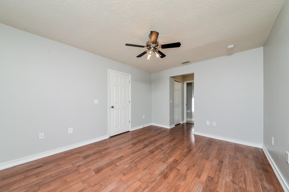 Building Photo - 4726 69th Ct E