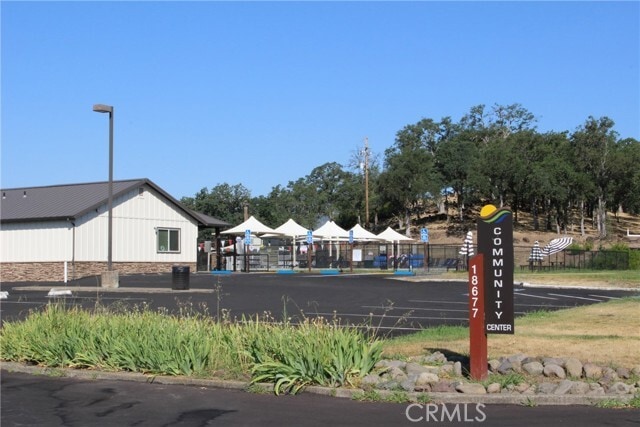 Building Photo - 18702 E Ridge View Dr