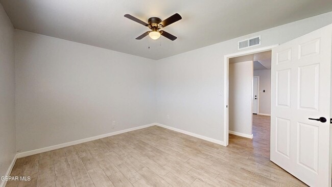 Building Photo - 508 Camino De La Rosa Rd