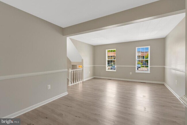 Building Photo - 7065 Leewood Forest Dr