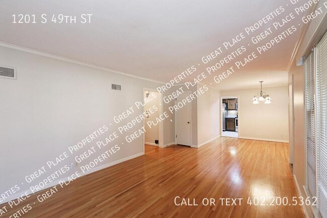Building Photo - 1201 S 49th St