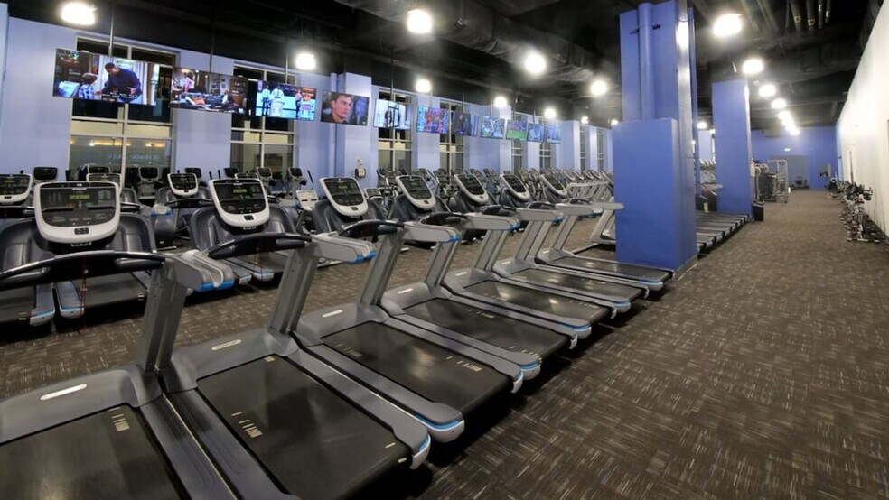 Building Photo - 810 Pacific Ave