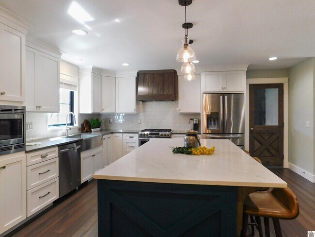 Building Photo - 809 Bagwell Blvd