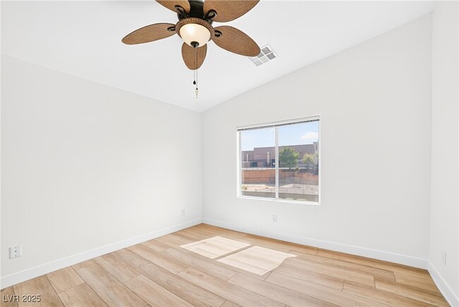 Building Photo - 10011 Diamond Summit Ct