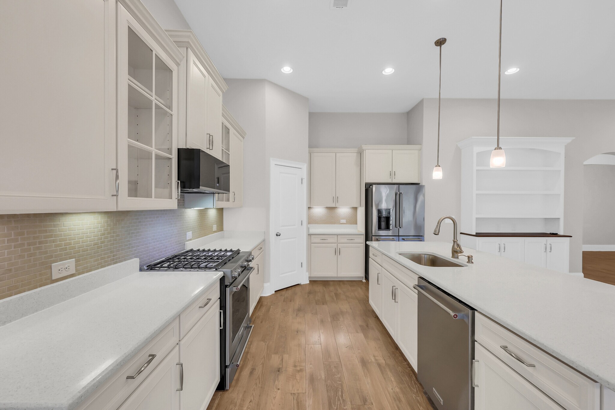 Building Photo - 1758 Edgewood Dr