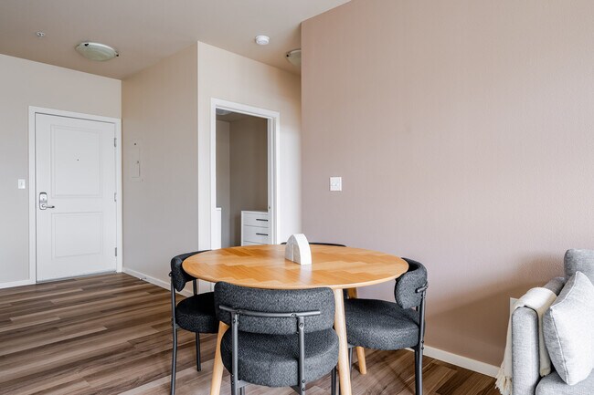 Building Photo - 5101 25th Ave NE