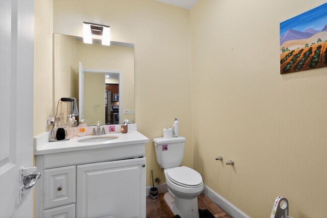 Building Photo - 306 Calle Rayo