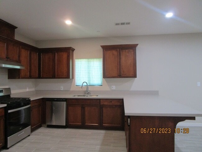 Building Photo - East Bakersfield New Build House -COMING S...