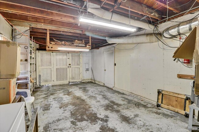 Building Photo - 1467 Ohio St