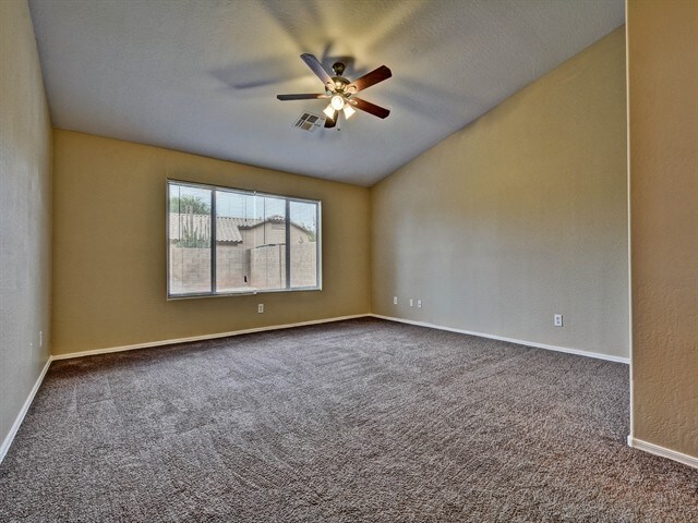 Building Photo - 2604 N 105th Dr