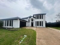 Building Photo - 3712 Mitchell Ct