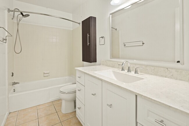 Building Photo - 8130 Redlands St