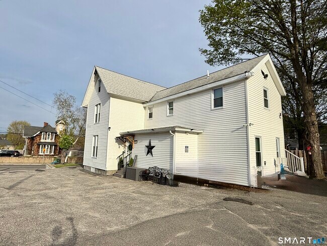 Building Photo - 53 Prospect St