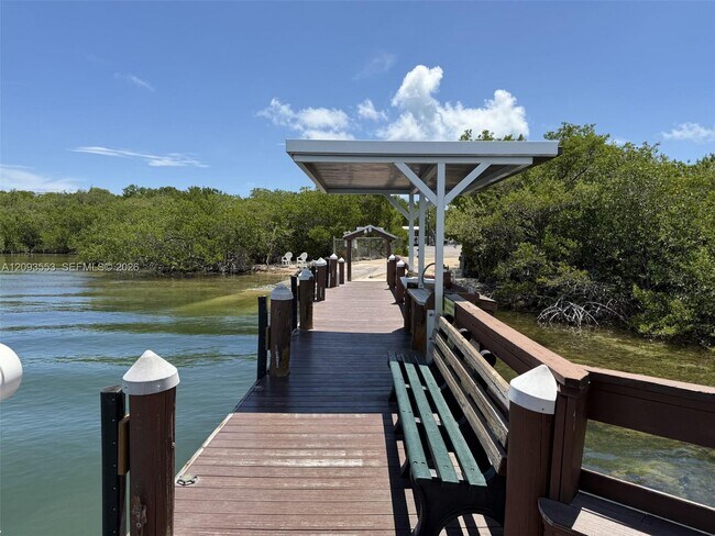 Building Photo - 39 Gumbo Limbo Ave