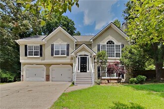 Building Photo - 3820 Pheasant Run Trce