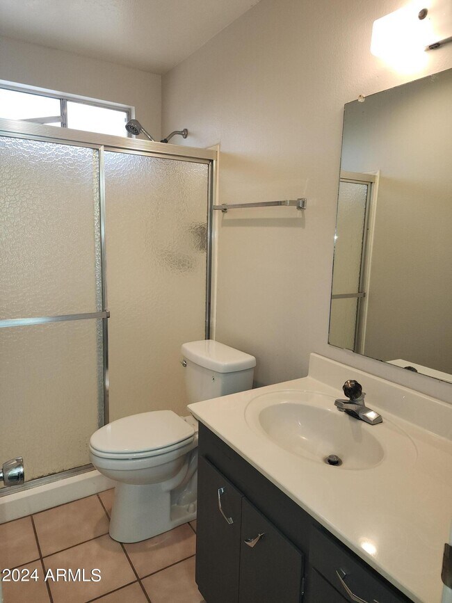 Building Photo - 8425 E Crestwood Way