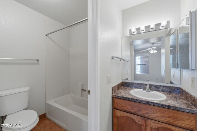 Building Photo - 16657 E Gunsight Dr