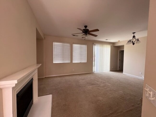 Building Photo - Coming Soon!